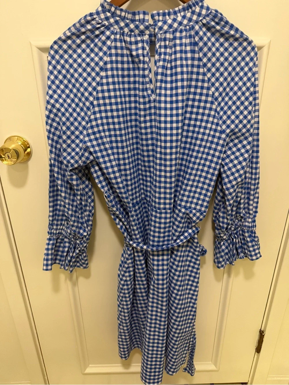 Who What Wear Blue & White Sz L Gingham Ruffle Neck Keyhole Dress